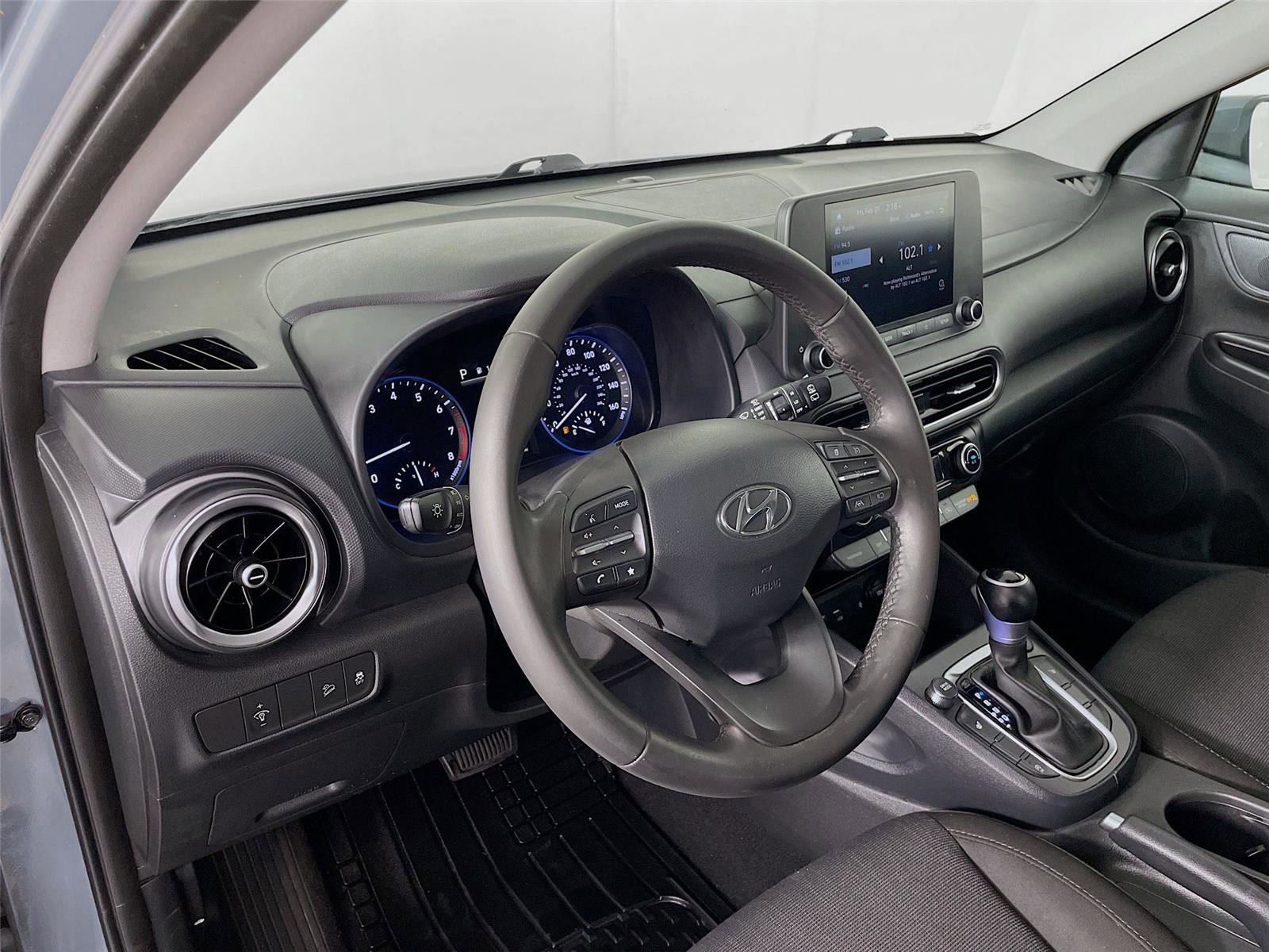 Used 2022 Hyundai Kona SEL w/ Convenience Package image 13