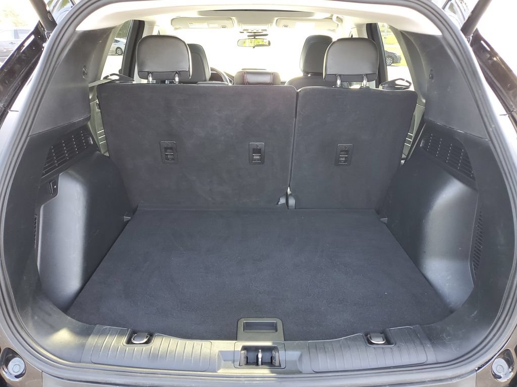 Used 2022 Ford Escape SEL w/ SEL Stealth AWD Package image 34