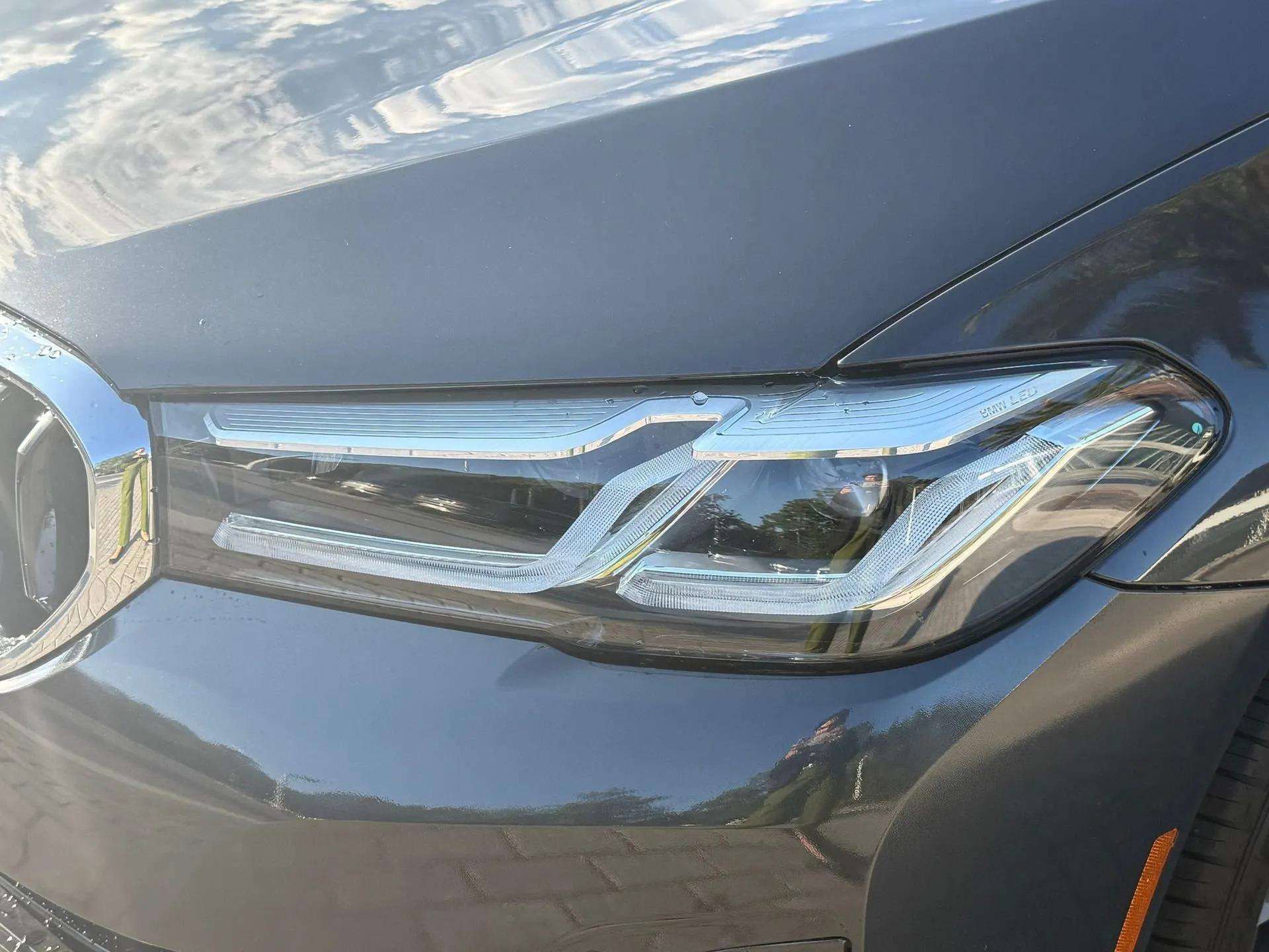 Used 2023 BMW 530e xDrive w/ Premium Package AWD/4WD image 17