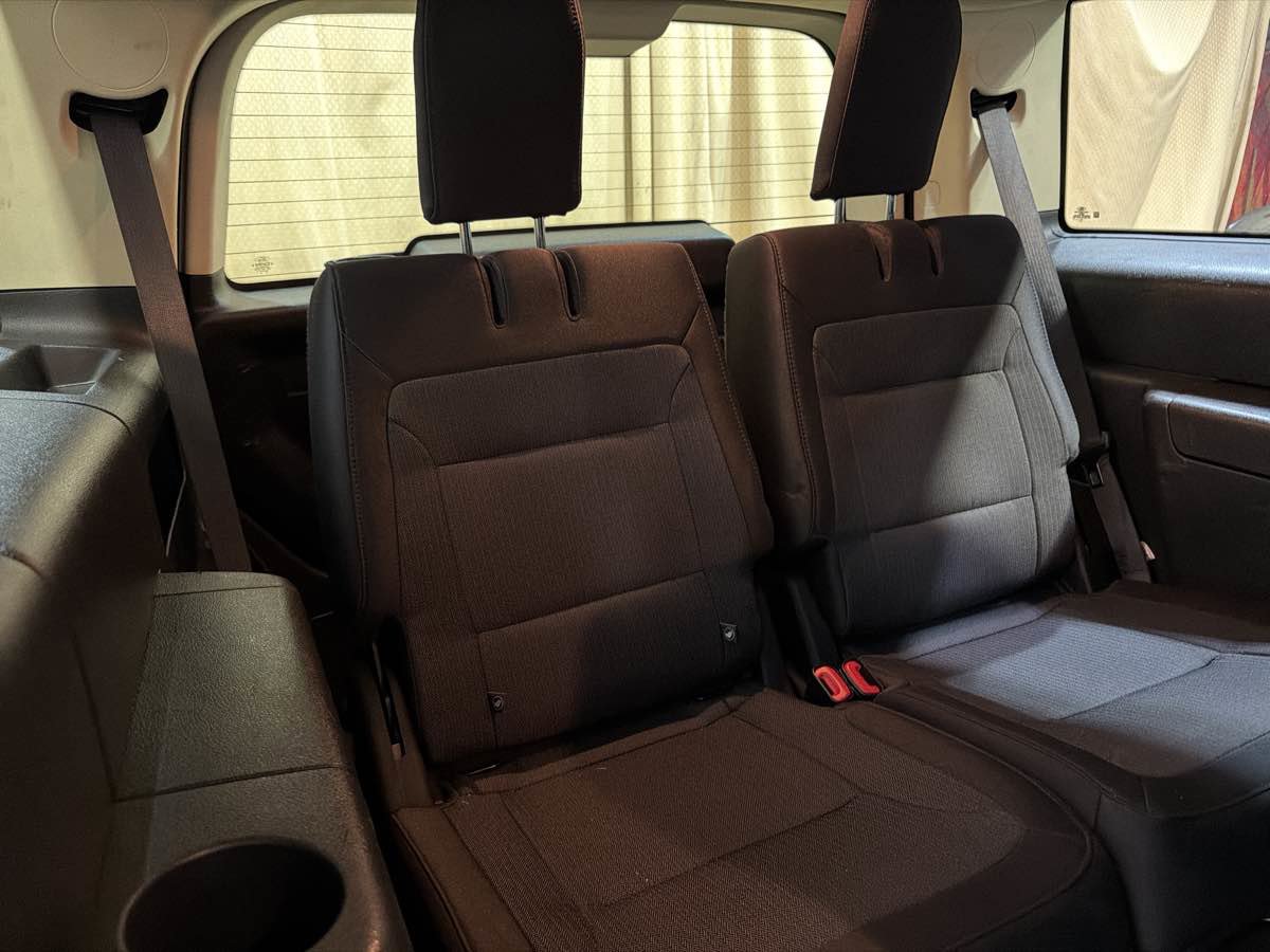 Used 2019 Ford Flex SE image 24