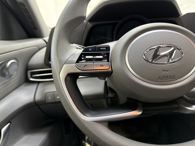 Used 2023 Hyundai Elantra SEL w/ Cargo Package FWD image 17