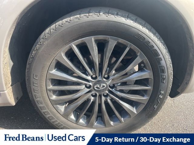 Used 2024 INFINITI QX80 Premium Select w/ Cargo Package image 17