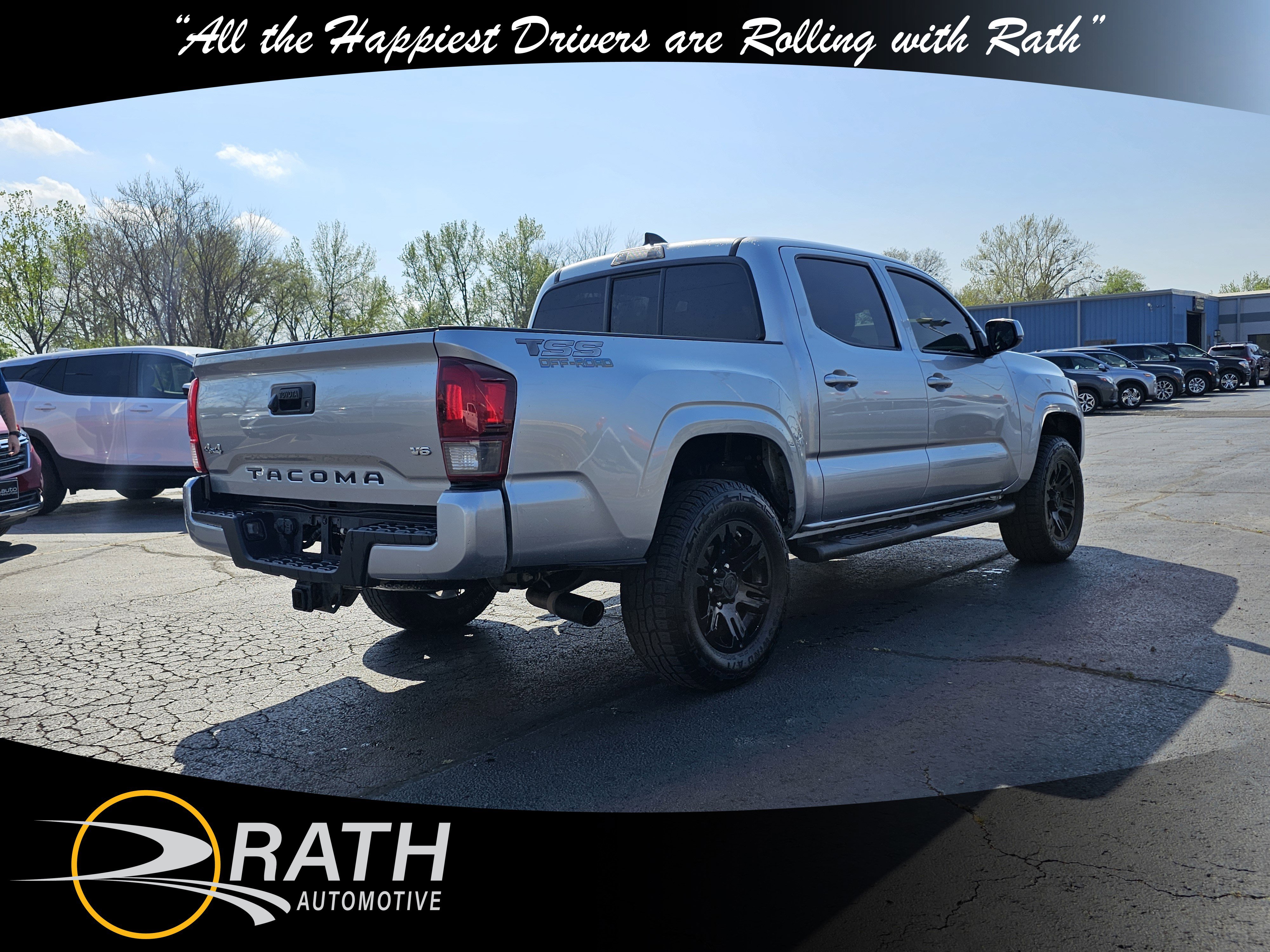 Used 2022 Toyota Tacoma SR AWD/4WD image 6