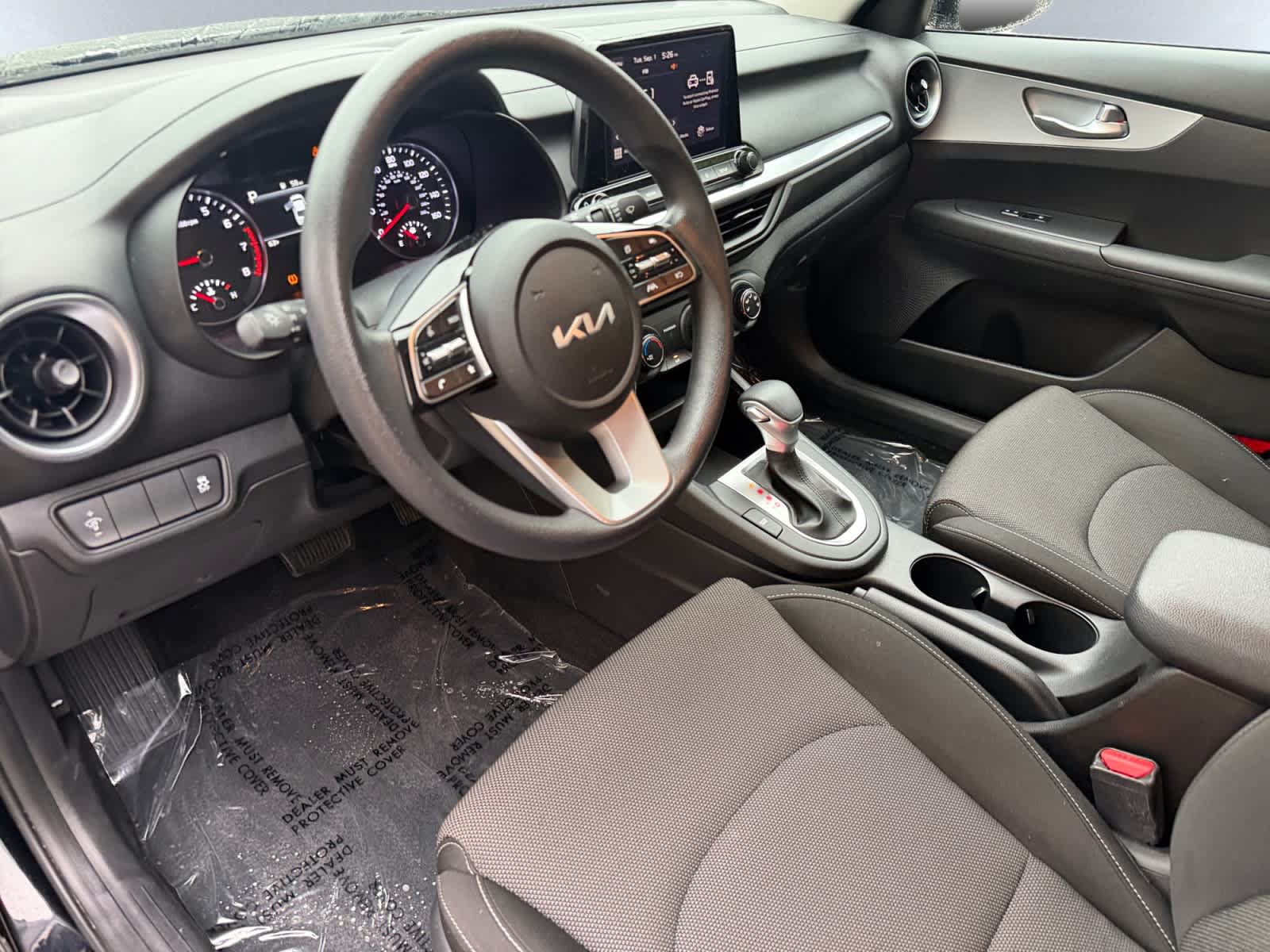 Used 2023 Kia Forte LXS FWD image 13