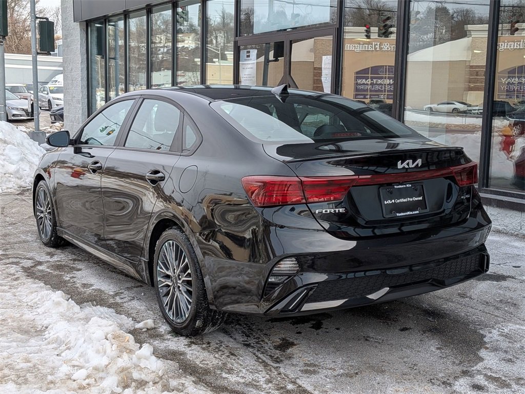 Used 2023 Kia Forte GT-Line image 9