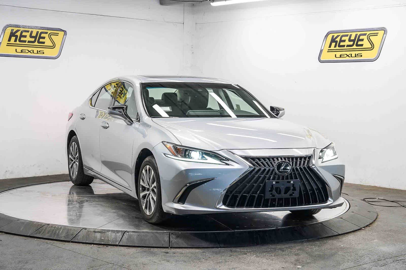 Certified 2025 Lexus ES 350 w/ Accessory Package (Z2) FWD image 5