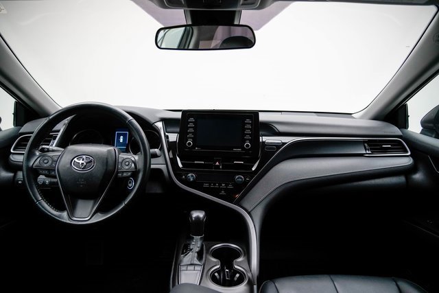 Used 2023 Toyota Camry SE image 26