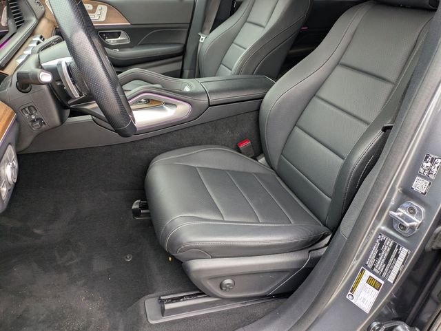 Used 2025 Mercedes-Benz GLS 450 4MATIC image 11