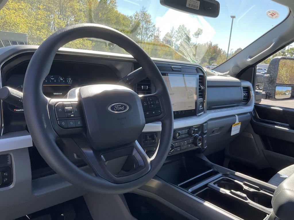 New 2026 Ford F250 XLT image 15