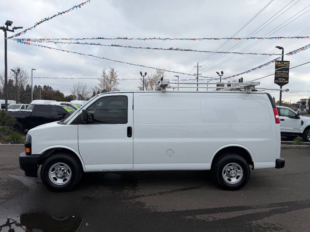 Used 2021 Chevrolet Express 2500 w/ Driver Convenience Package RWD image 6