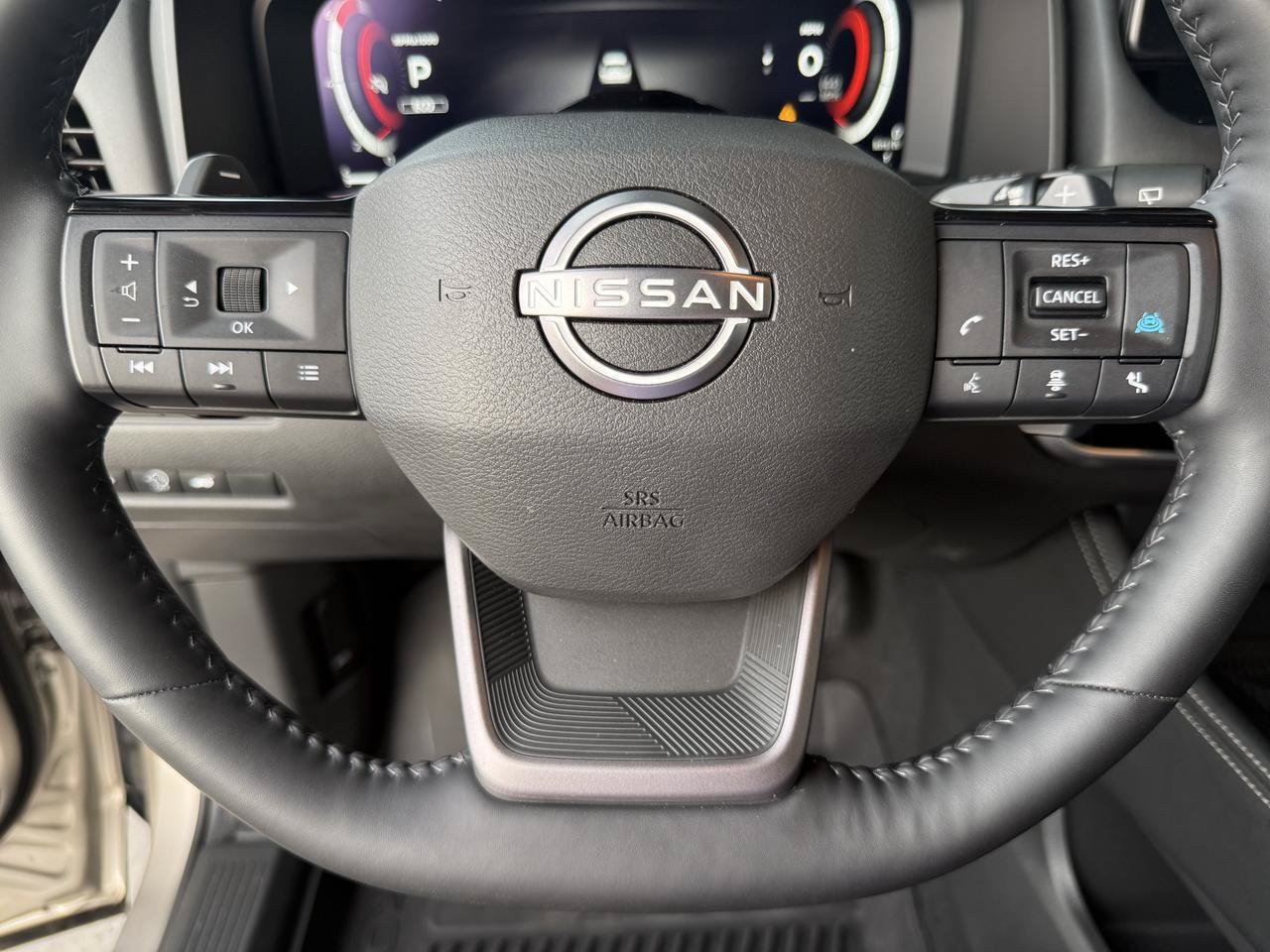 Used 2025 Nissan Rogue Platinum w/ Tech Package AWD/4WD image 16