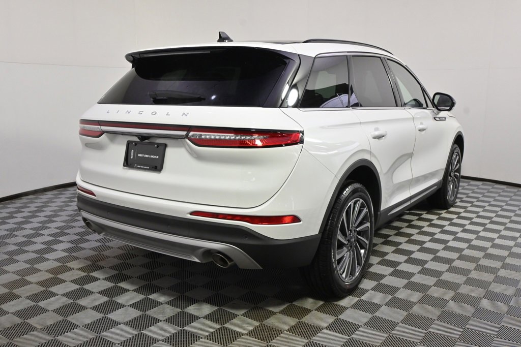 New 2026 Lincoln Corsair Reserve image 6