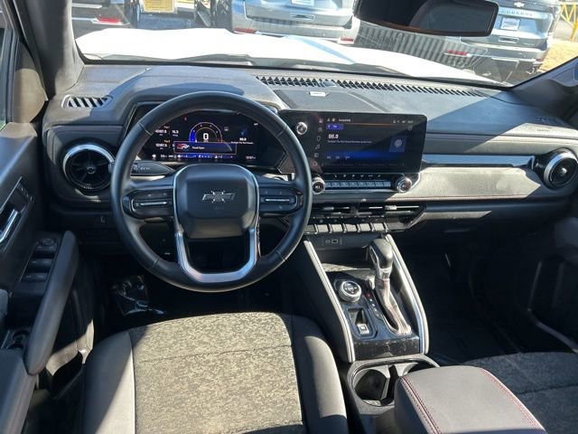 Used 2024 Chevrolet Colorado Z71 w/ Z71 Convenience Package 2 image 27