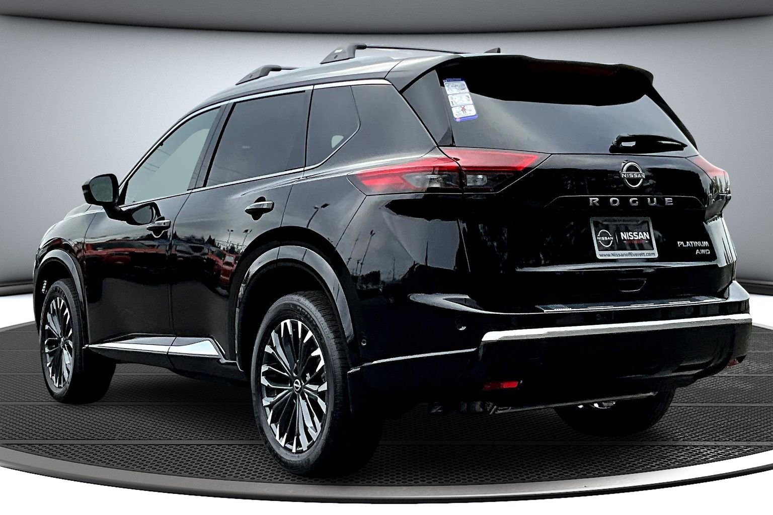 New 2026 Nissan Rogue Platinum image 3