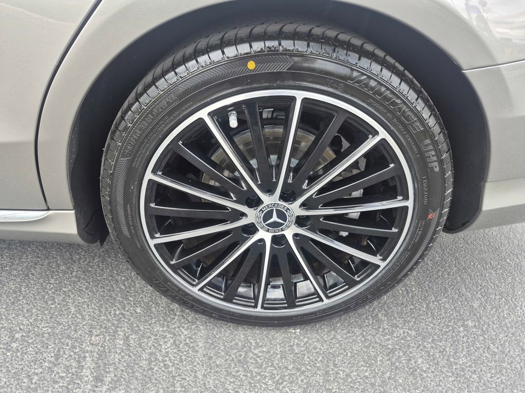 Used 2021 Mercedes-Benz C 300 Sedan w/ Premium Package image 9