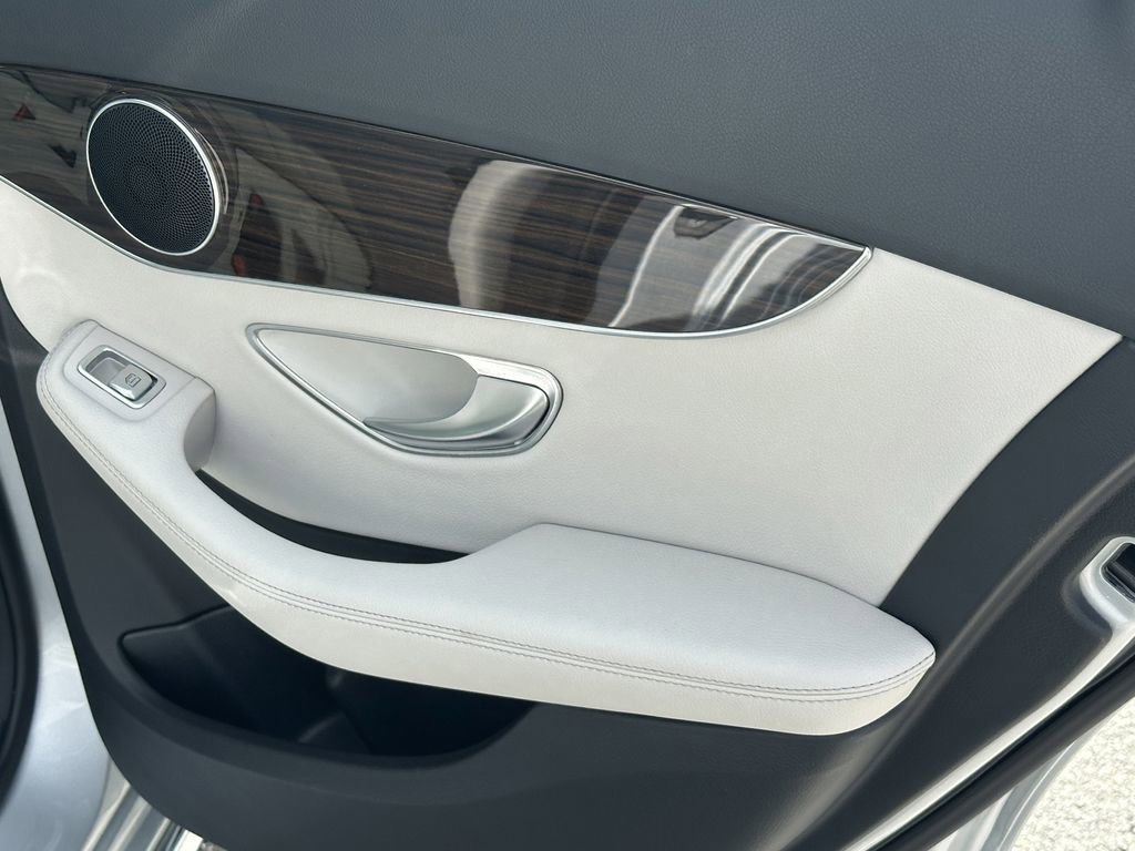 Used 2018 Mercedes-Benz C 300 Sedan image 19