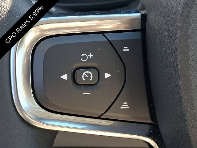 Certified 2024 Volvo XC40 B5 Plus w/ Climate Package AWD/4WD image 26