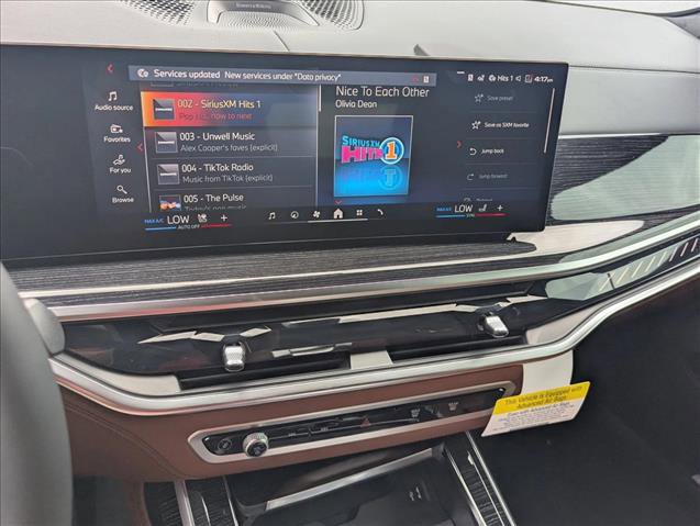 New 2026 BMW X7 M60i image 11