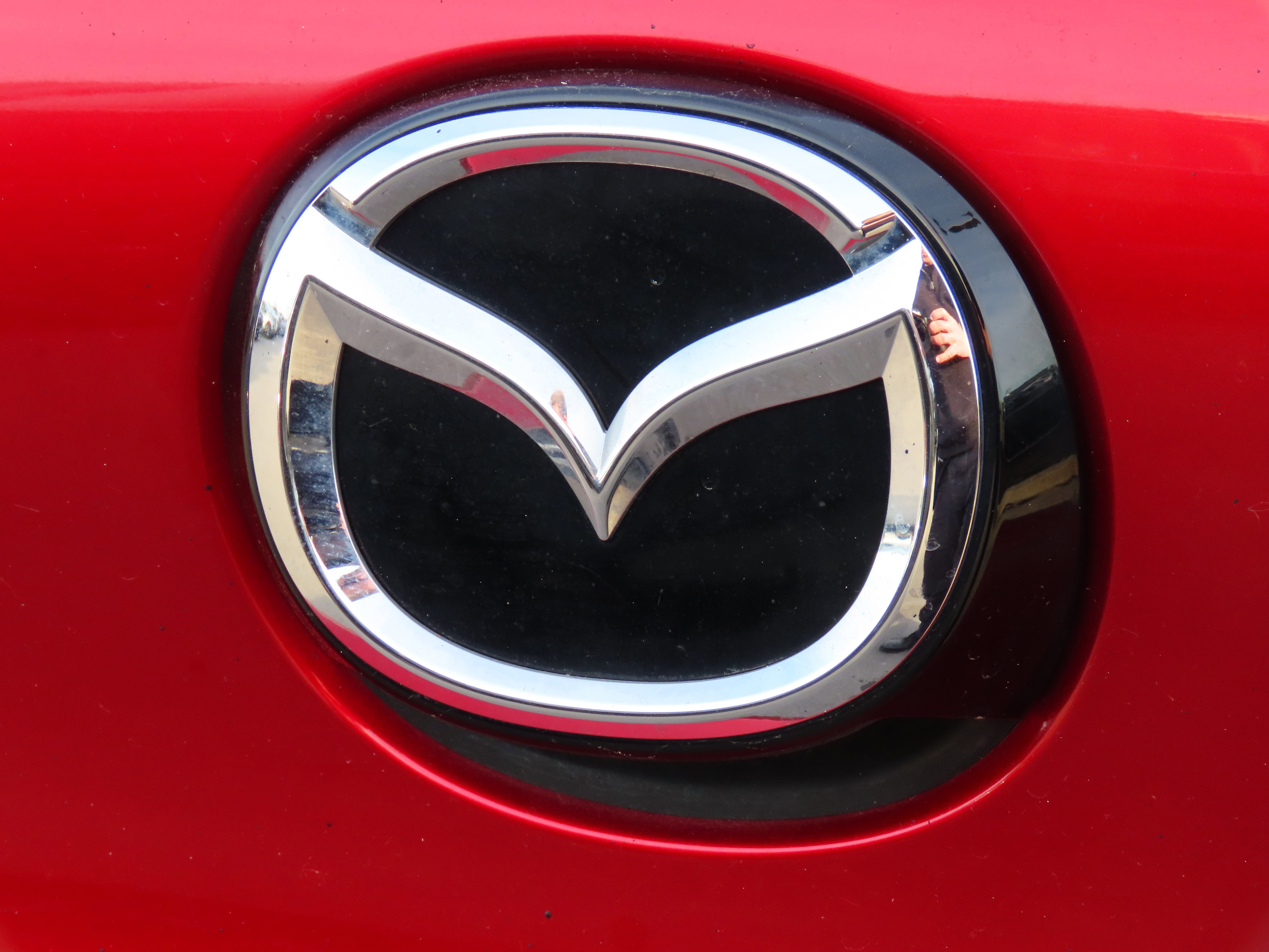 Used 2019 MAZDA MAZDA3 Hatchback w/ Premium Package image 16