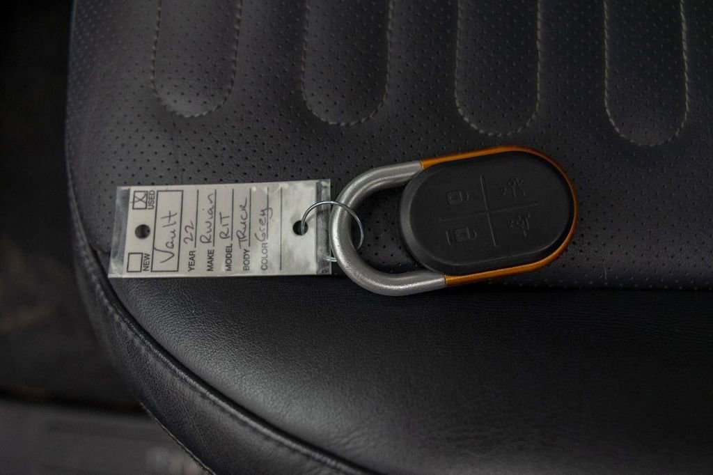 Used 2022 Rivian R1T Adventure image 15