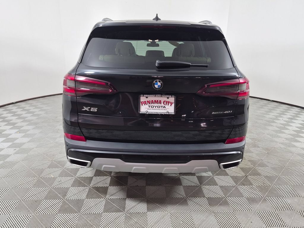 Used 2022 BMW X5 sDrive40i w/ Premium Package RWD image 4