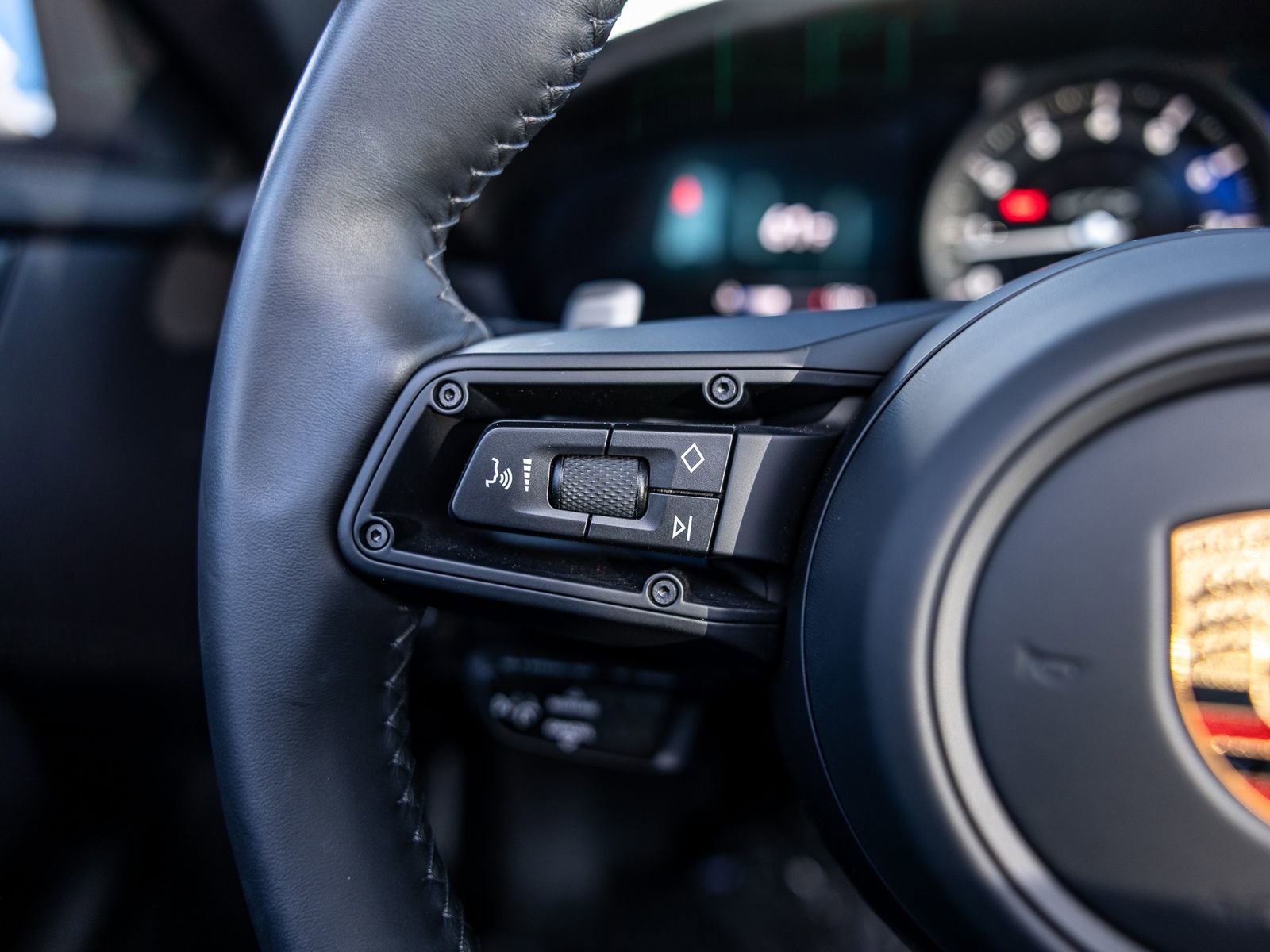 Certified 2024 Porsche 911 Targa 4 GTS image 34