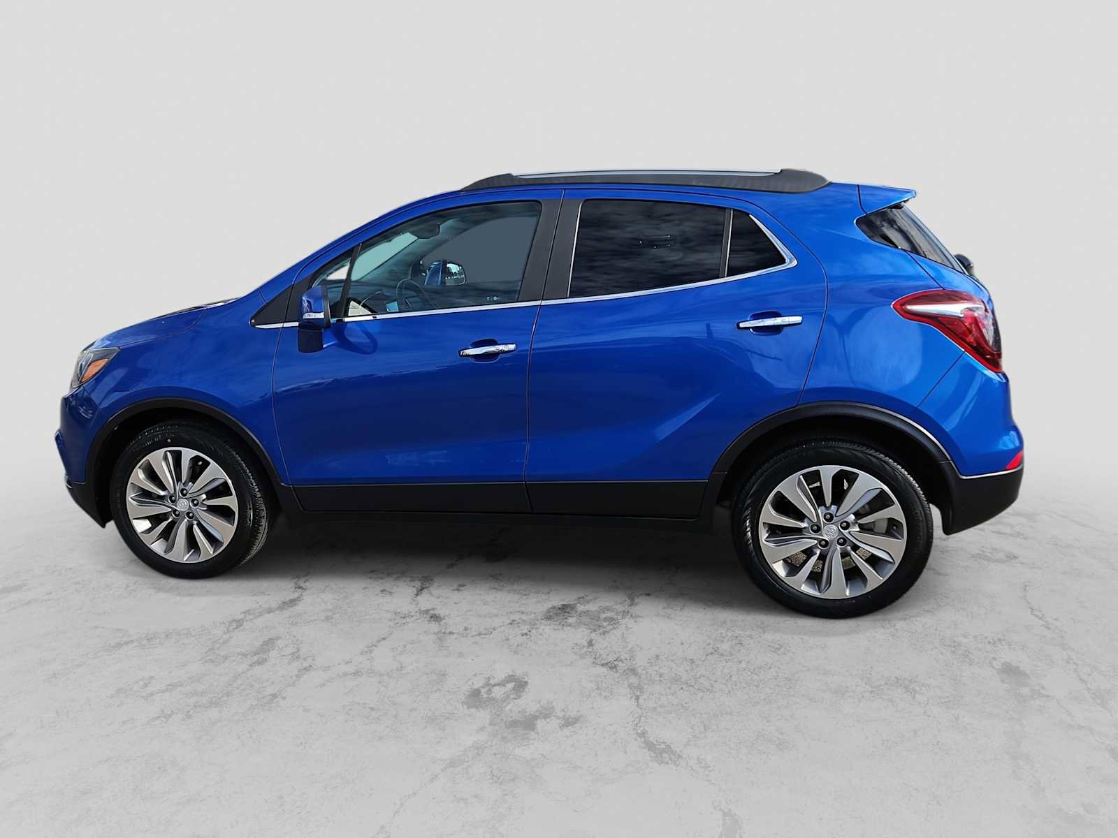 Used 2018 Buick Encore Preferred image 5