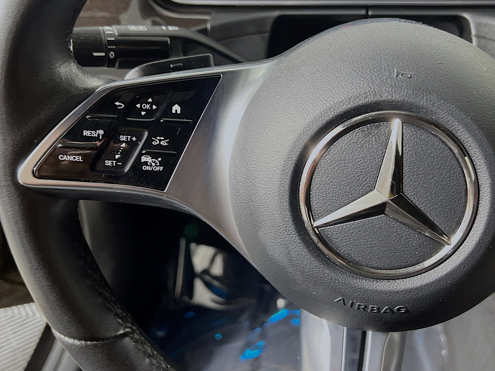 Used 2024 Mercedes-Benz C 300 Sedan w/ Exclusive Trim Package image 19