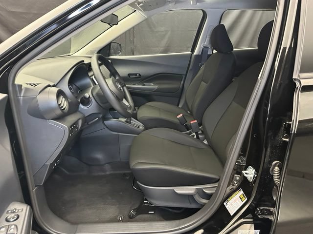 New 2025 Nissan Kicks Play S FWD image 21
