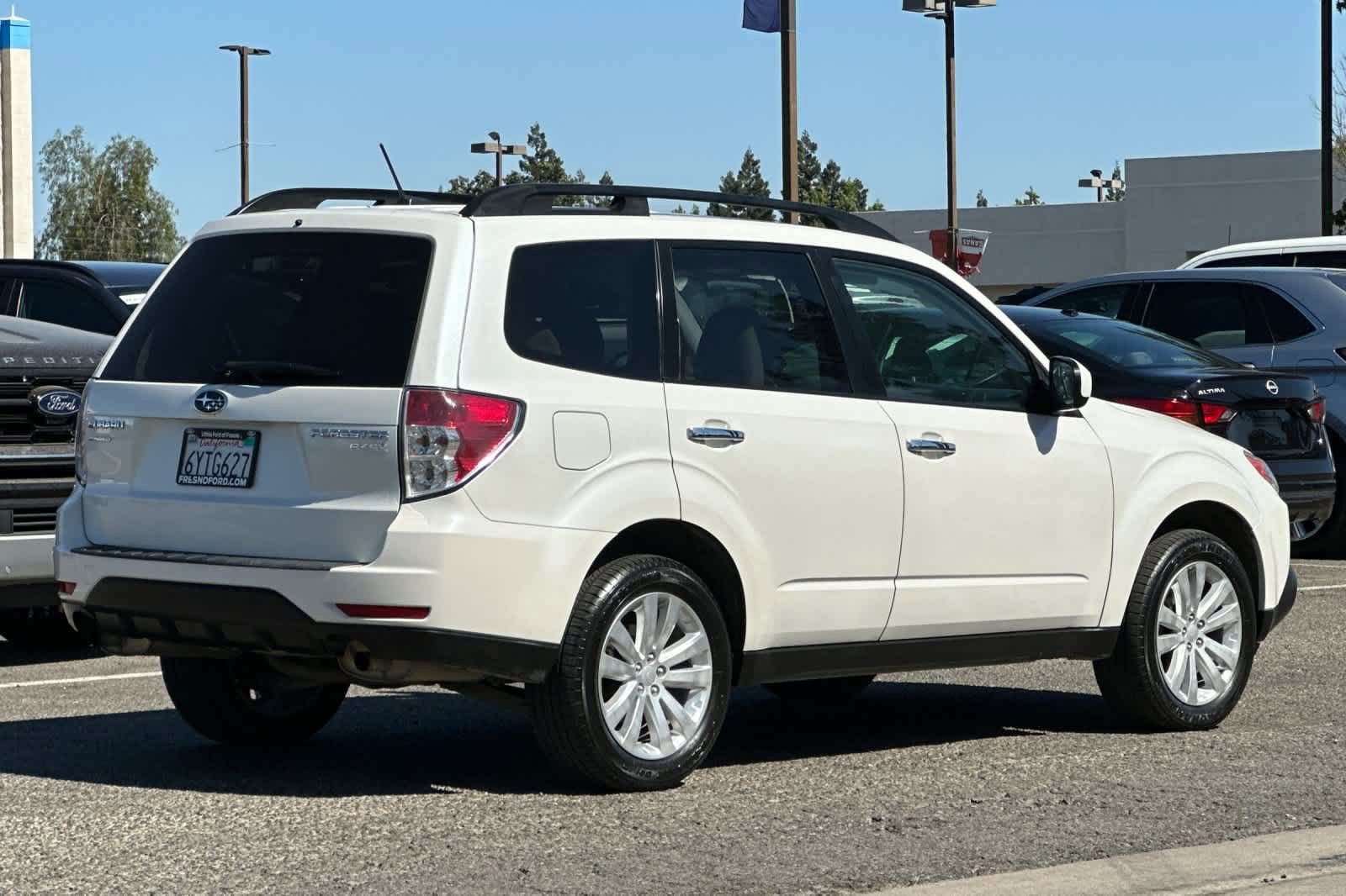 Used 2013 Subaru Forester 2.5X Premium AWD/4WD image 2