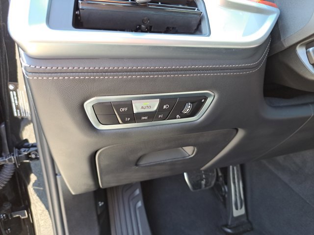 Used 2023 BMW ALPINA XB7 image 21