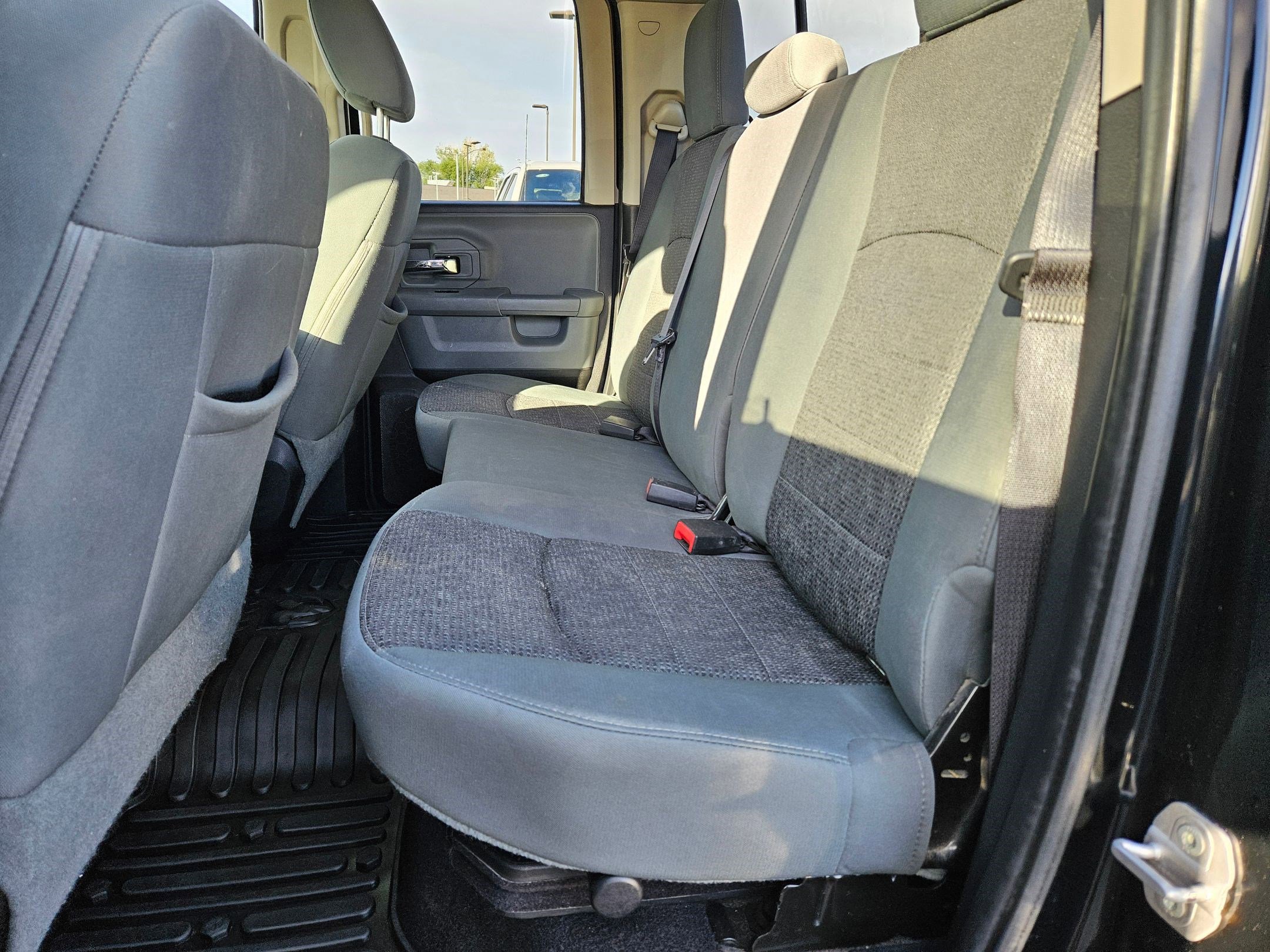 Used 2015 RAM 1500 Big Horn AWD/4WD image 34