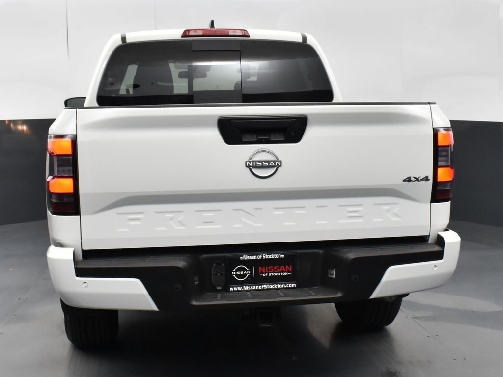 New 2025 Nissan Frontier SV w/ SV Convenience Package image 6