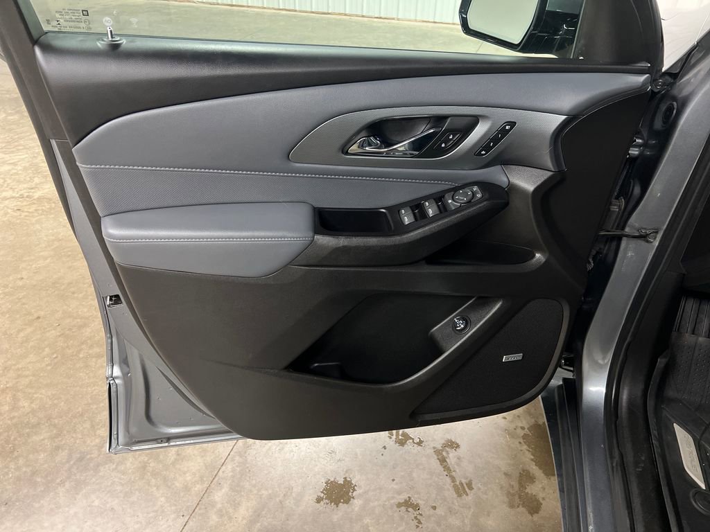Certified 2020 Chevrolet Traverse Premier w/ LPO, Floor Liner Package AWD/4WD image 16