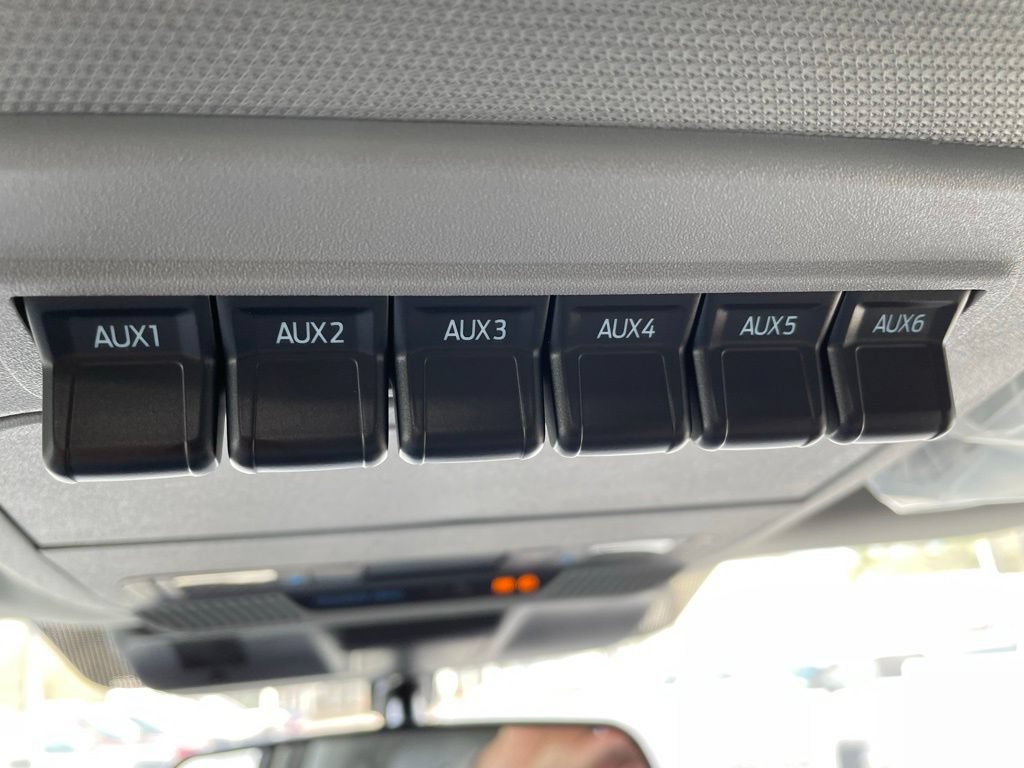 New 2026 Ford F550 4x4 Regular Cab Super Duty image 16
