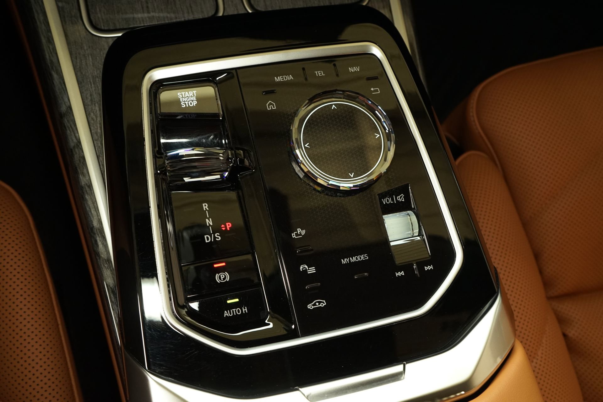 Used 2023 BMW 740i RWD image 21