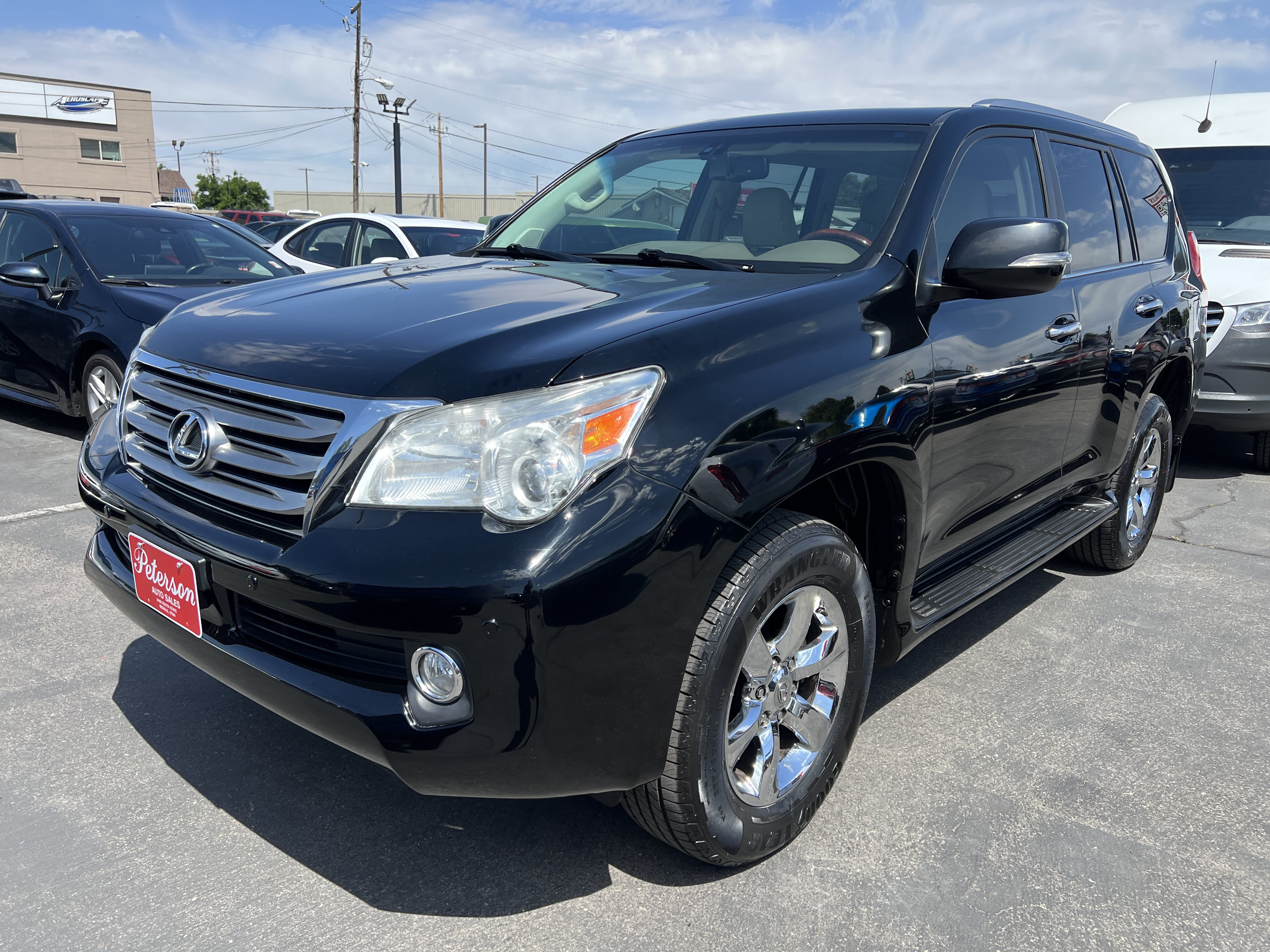 Used 2011 Lexus GX 460 w/ Convenience Pkg AWD/4WD image 2