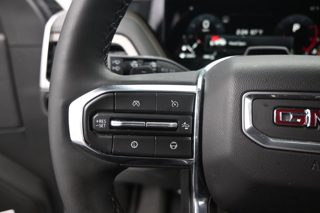 Used 2025 GMC Yukon Elevation w/ Elevation Premium Package AWD/4WD image 41