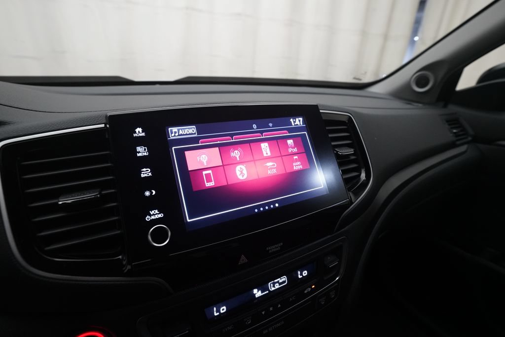 Used 2023 Honda Ridgeline Sport image 6