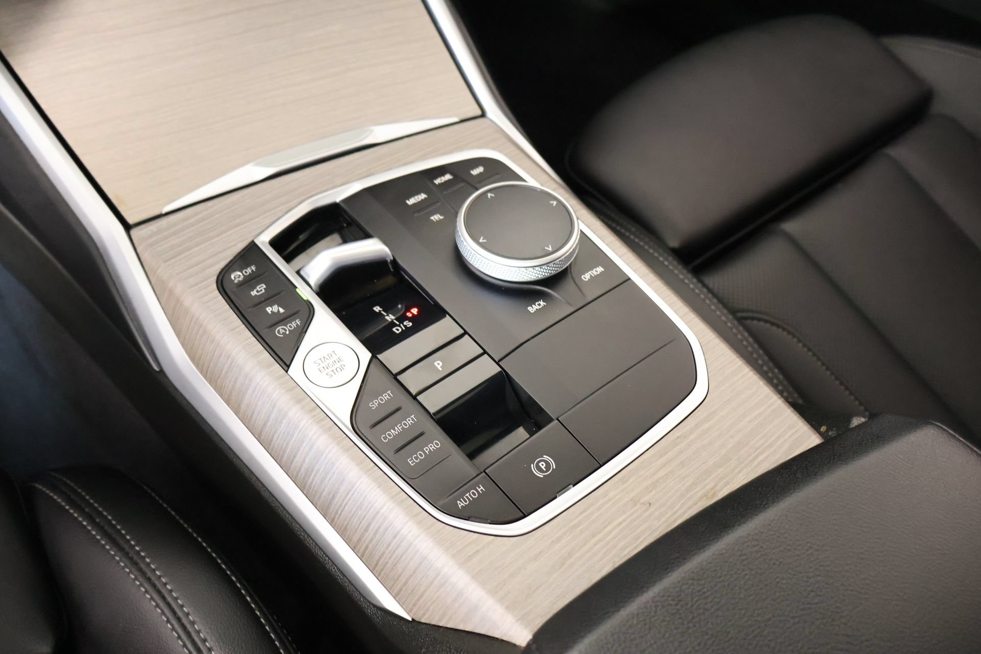 Used 2025 BMW 330i Sedan RWD image 9