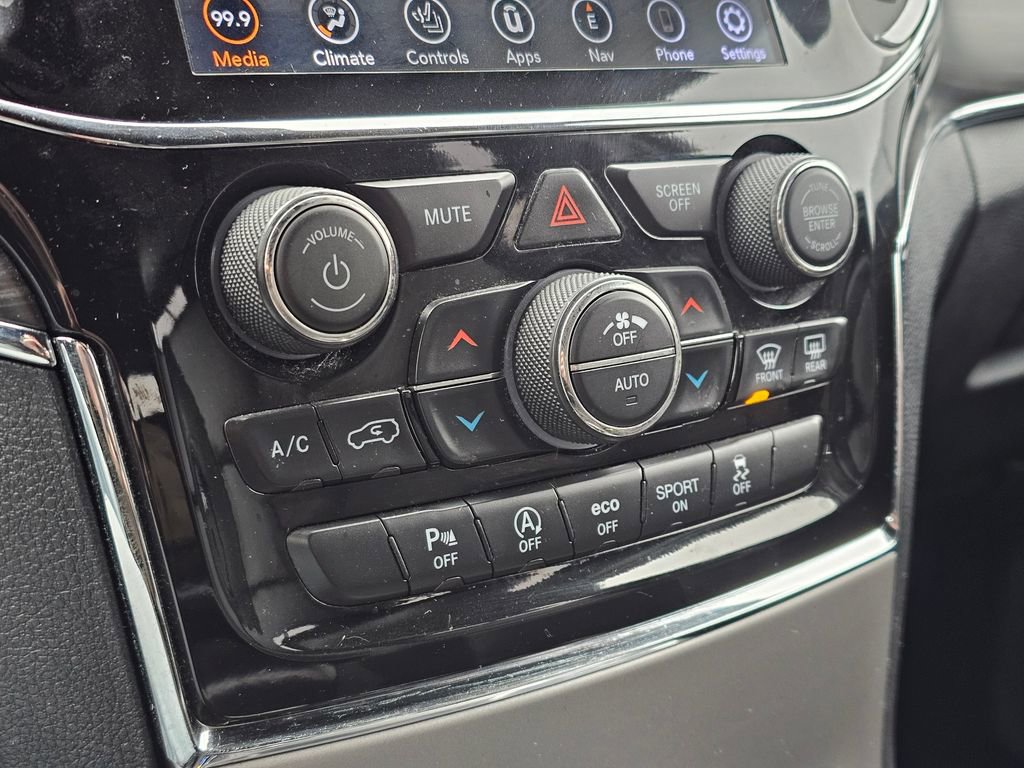 Used 2019 Jeep Grand Cherokee Limited RWD image 23