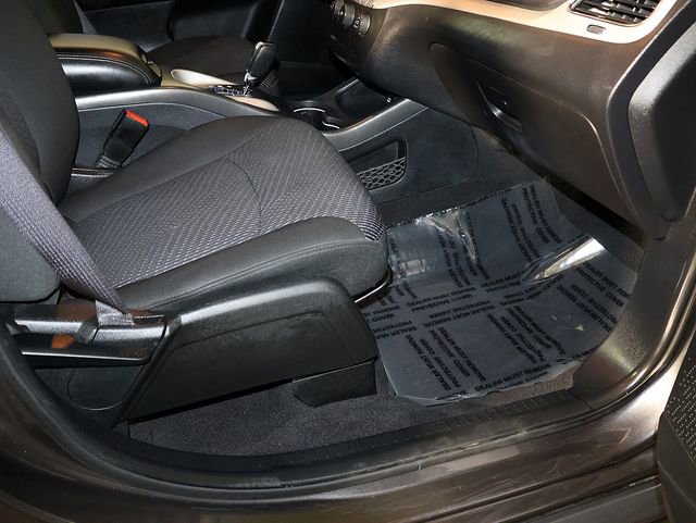 Used 2019 Dodge Journey SE w/ Connectivity Group FWD image 32