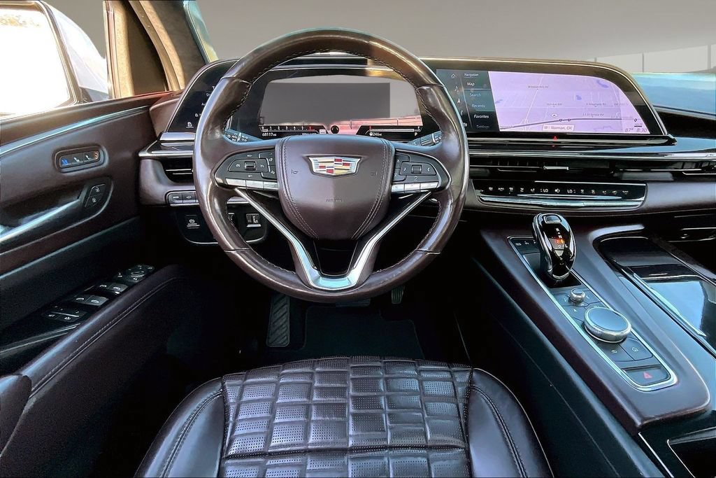 Used 2023 Cadillac Escalade Sport Platinum RWD image 5
