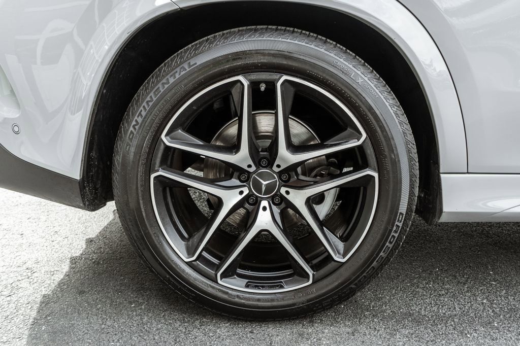 Used 2024 Mercedes-Benz GLE 53 AMG 4MATIC image 32