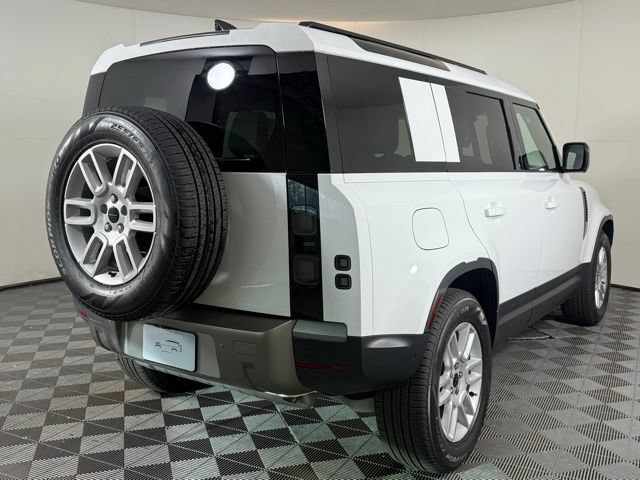 Used 2026 Land Rover Defender 110 S AWD/4WD image 8