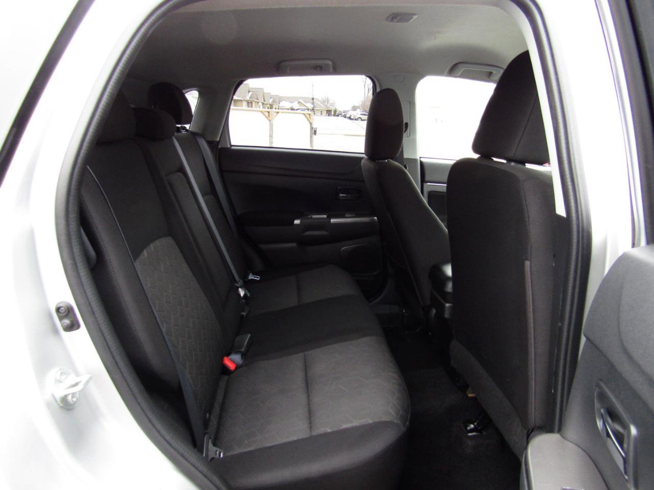 Used 2021 Mitsubishi Outlander Sport SE AWD/4WD image 23