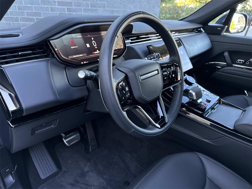 Used 2023 Land Rover Range Rover Sport SE Dynamic image 20