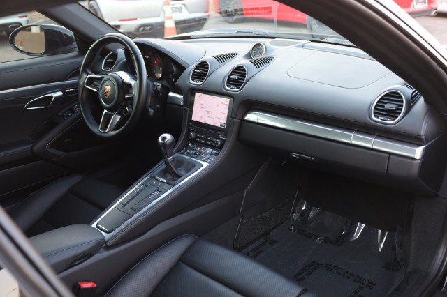 Used 2017 Porsche 718 Cayman S RWD image 50
