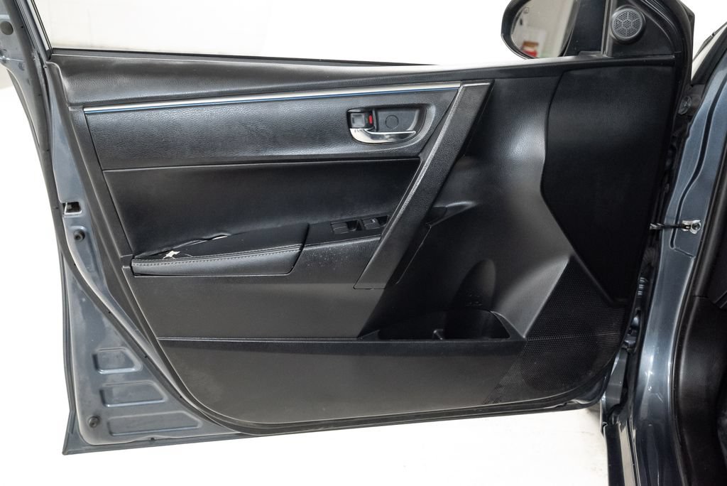 Used 2014 Toyota Corolla S Premium w/ Driver Convenience Package FWD image 9