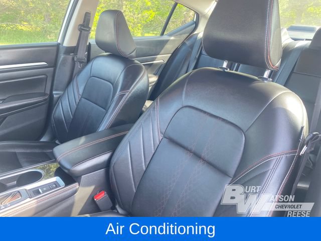 Used 2024 Nissan Altima 2.5 SR AWD/4WD image 11